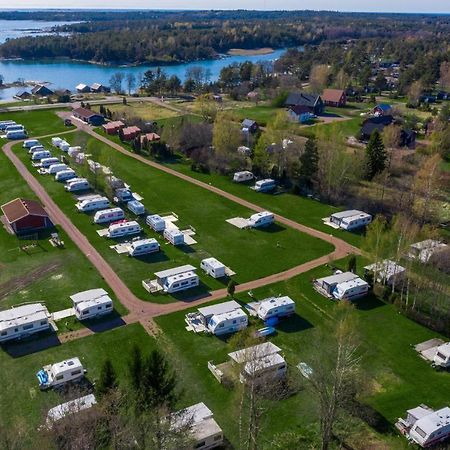 Karingsund Resort Camping Eckero Buitenkant foto